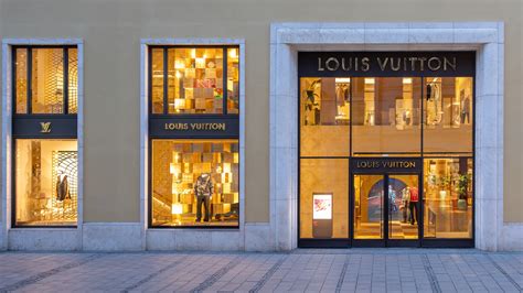 louis vuitton reparatur münchen|Louis Vuitton München Residenzpost.